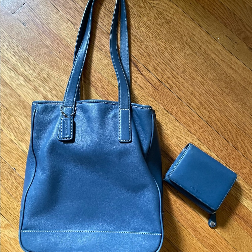 ***Sale***Coach Slate Blue Bag No L29-7776 With Matching Wallet Org $128 - Picture 2 of 14